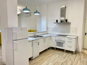 Flamenca Triana - Apartamento Totalmente Equipado Wifi 2D sofas camas 2 baños, Seville